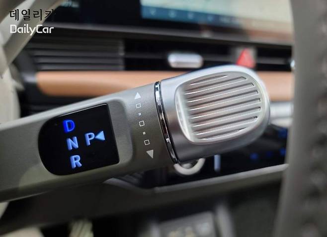 현대차, 더 뉴 아이오닉 5 (변속 레버)