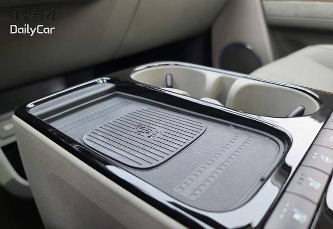 현대차, 더 뉴 아이오닉 5 (스마트폰 무선 충전)