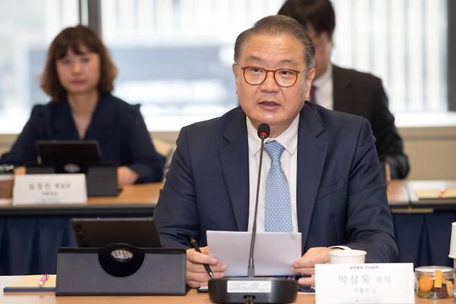 상욱 과학기술수석이 3일 서울 종로구 광화문교보빌딩 국가과학기술자문회의 대회의실에서 열린 '국가과학기술자문회의 산하 위원회 간담회'에서 인사말을 하고 있다. 과학기술정보통신부 제공