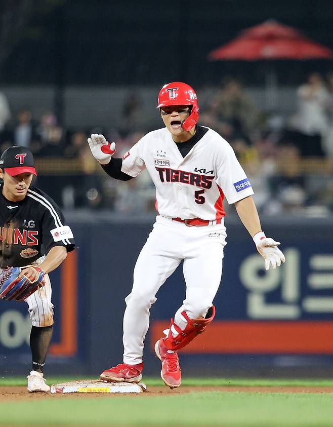 ▲ KIA 1번타자 김도영은 6회 3점 차로 달아나는 2루타를 기록했다. ⓒ KIA 타이거즈