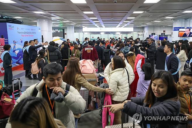 오랜만에 북적이는 양양국제공항 [연합뉴스 자료사진]