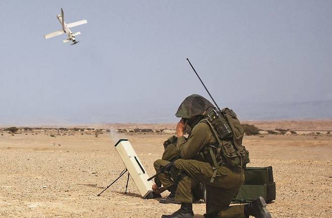 이스라엘 유비전사의 히어로30 자폭형 무인기./이스라엘 유비전사