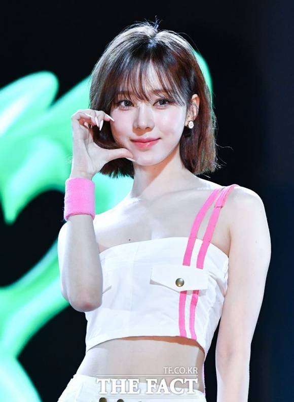 에스파 윈터가 기흉 수술을 받았다. /박헌우 기자