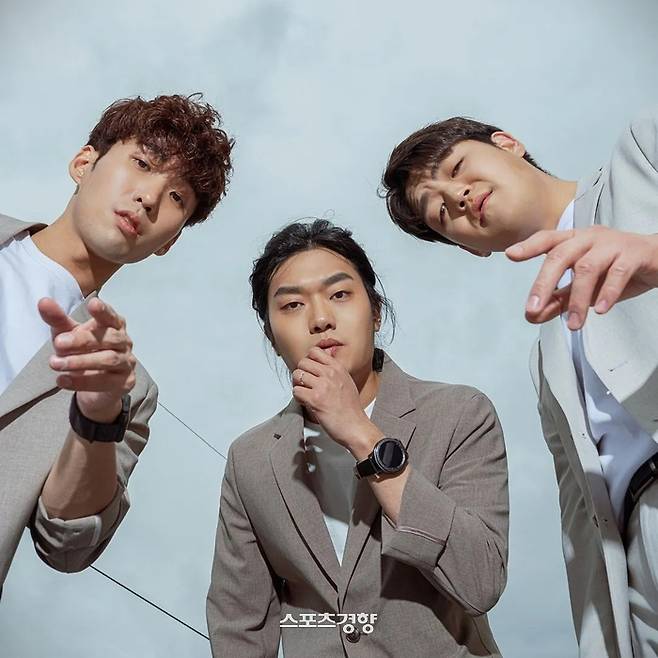 유튜브 채널 너덜트를 운영 중인 배우유현규(왼쪽부터), 전상협, 임재형. 맥심 코리아 제공