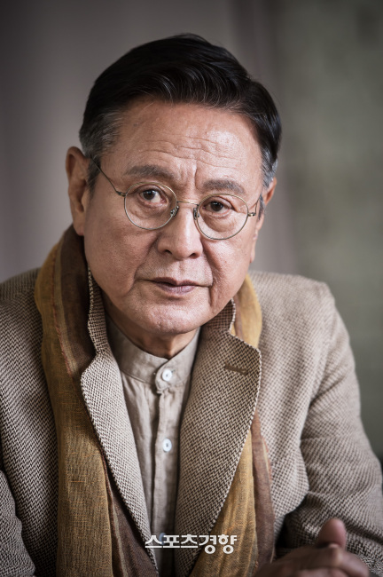 유튜브에 떠도는 출처불명의 사망설로 피해를 입은 배우 박근형. 사진 스포츠경향DB