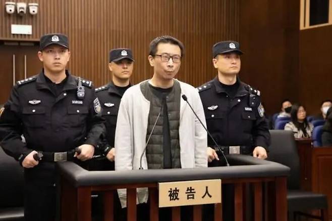 지난달 22일 상하이제1중급인민법원 재판에 참석한 쉬야오./상하이제1중급인민법원