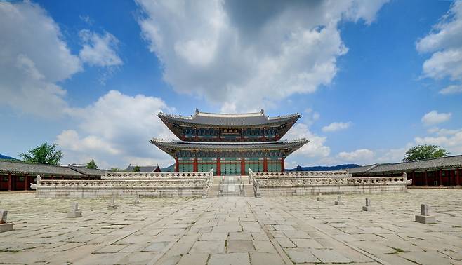 경복궁의 핵심 공간인 근정전(국보)에 사용된 여러 석재의 채석장은 지금의 강북구 수유동 북한산 자락 일대인 ‘조계’로 확인됐다. 문화재청 제공