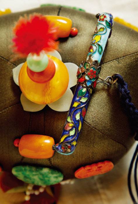 을자형 장도. 문향과 색이 조화롭다. 8.2x6.3