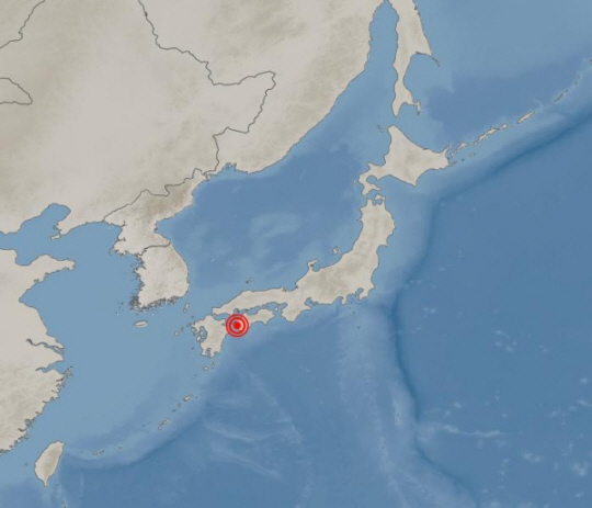 일본 오이타현 오이타시 동쪽 74km 해역에서 지진이 발생했다. 기상청