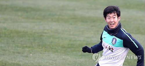 18세 무렵 손흥민  [연합뉴스 자료사진]