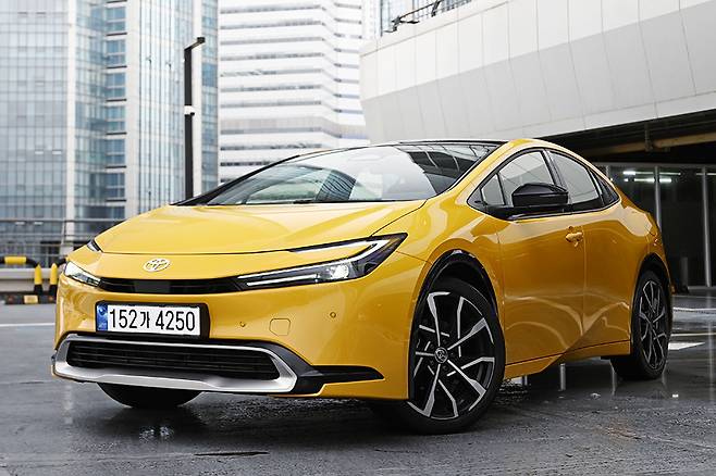 토요타 프리우스 PHEV. 김학수 기자