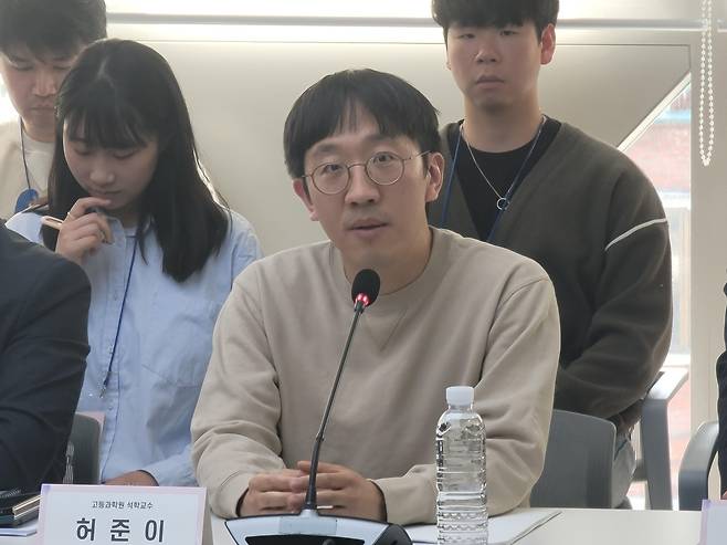 발언하는 허준이 고등과학원 석학교수 [촬영 나확진]
