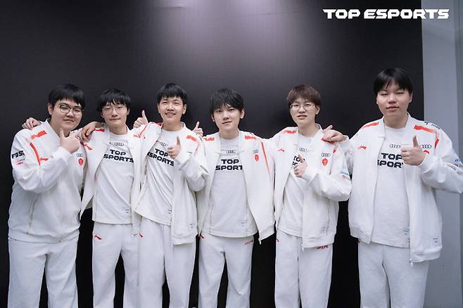 사진=탑 이스포츠(TES) 공식 웨이보