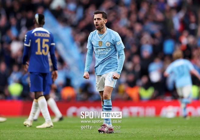 ▲ 맨체스터 시티는 21일(한국시간) 런던 웸블리 스타디움에서 열린 2023-24시즌 FA컵 준결승에서 첼시를 1-0으로 꺾었다. 후반 34분에 터진 베르나르두 실바의 결승골에 힘입어 두 시즌 연속 우승을 향한 질주를 이어나갔다.