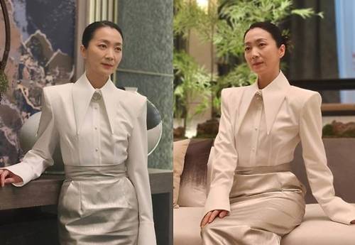 배우 김주령이 지난 20일 자신의 개인 채널에 여러 장의 사진을 게재했다./사진=김주령 SNS