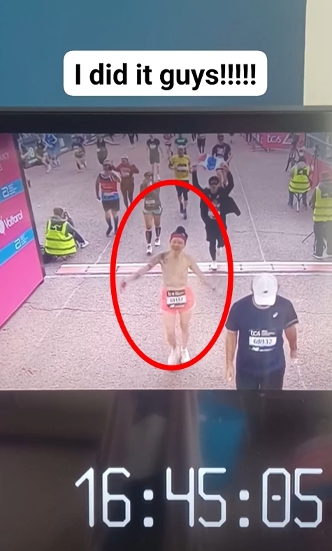 2024 런던 마라톤 완주 후 부처가 인스타그램에 올린 사진