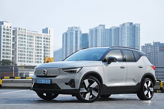 볼보 XC40 리차지. 김학수 기자