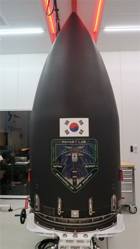 초소형군집위성 1호’를 탑재한 일렉트론 발사체 상단.(사진=과기정통부)
