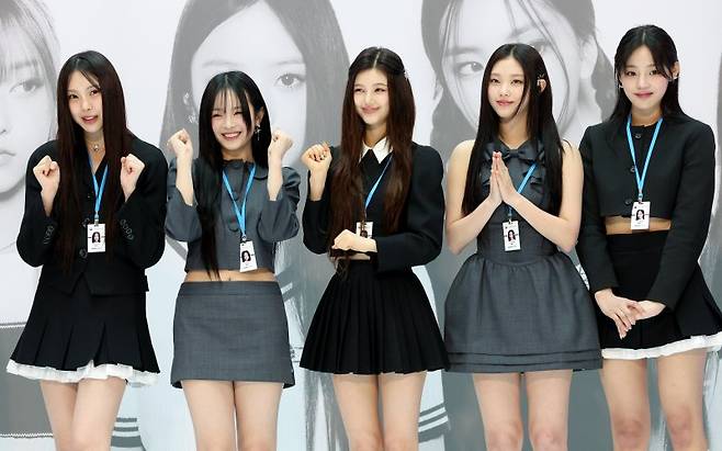 그룹 뉴진스의 혜인(왼쪽부터)과 하니, 다니엘, 해린, 민지 사진=뉴스1
