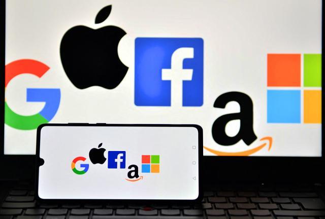 구글(왼쪽부터)과 애플, 페이스북(메타), 아마존, 마이크로소프트(MS) 등 주요 빅테크의 로고. AFP