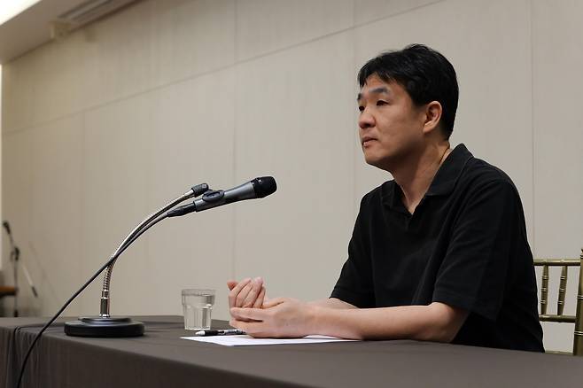 Lee Sung-gu, CEO of Vlast, holds a press conference in Seoul on Monday. (Vlast)