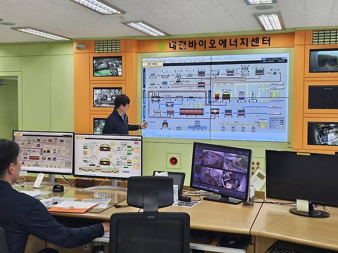 지난 15일 대전바이오에너지센터에서 음식물쓰레기로 메탄가스를 생산하고 있다. [이진한 기자]