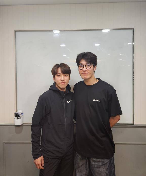 박지원(왼쪽)과 황대헌 [넥스트크리에이티브 제공. 재판매 및 DB 금지]