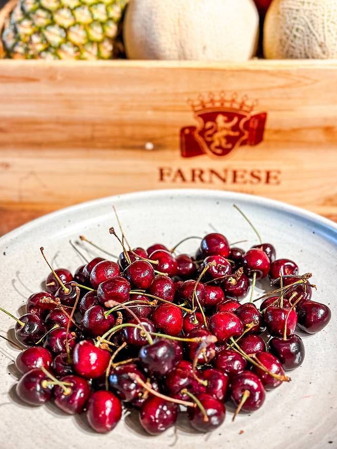 스카이 온 파이브 다이닝 디저트 섹션 / 사진=권효정 기자