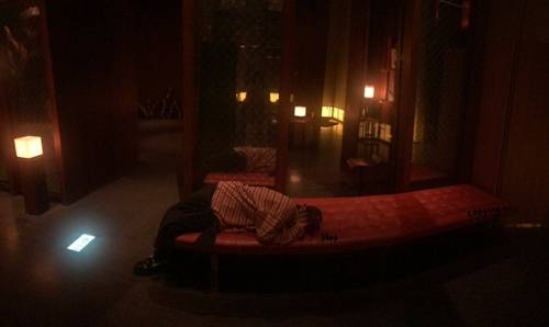 하이브와 산하 레이블 어도어의 내홍이 거센 가운데, 모든 건 ‘아일릿의 뉴진스 카피 사태’ 때문이라고 주장하고 있는 ‘뉴진스 엄마’ 민희진 대표를 뒷받침하는 듯한 뉴진스 멤버 혜인의 글이 뒤늦게 포착되면서 주목받고 있다. / 사진 = PHONING