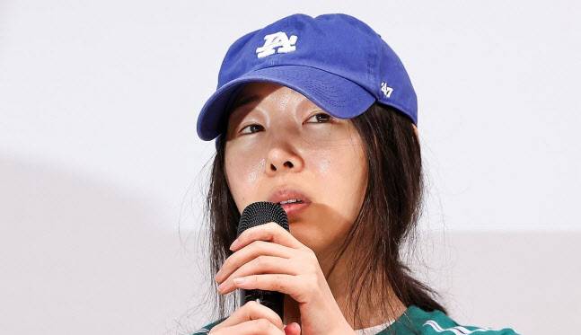 민희진 어도어 대표가 25일 오후 서울 서초구 한국컨퍼런스센터에서 열린 입장 발표 기자회견에서 발언하고 있다.(사진=연합뉴스)