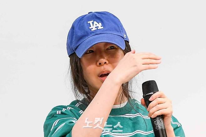 민희진 어도어 대표이사가 25일 서울 서초구 한국컨퍼런스센터에서 긴급 기자회견을 열고 본인의 입장을 말하고 있다. 박종민 기자