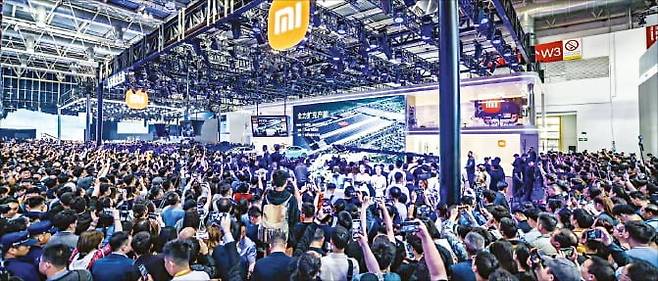 레이쥔 샤오미 회장이 웨이보에 올린 샤오미 부스.  /웨이보