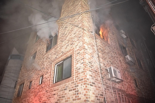 지난 2월 12일 광진구 한 다가주주택 건물 화재 현장