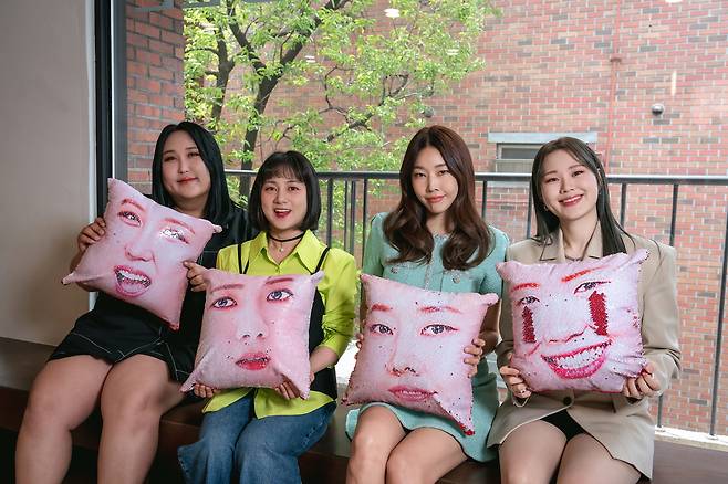 LG U+모바일tv 오리지널 예능 ‘믿고 말해보는 편-내편하자 시즌3’ 제공