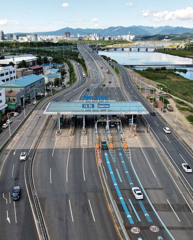 [대전=뉴시스]대전천변도시고속화도로 전경. 2024. 04. 26  *재판매 및 DB 금지