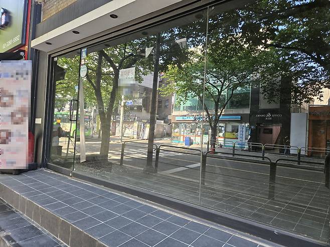 지난 22일 서울 노량진 학원가 인근 상가 공실. /방재혁 기자