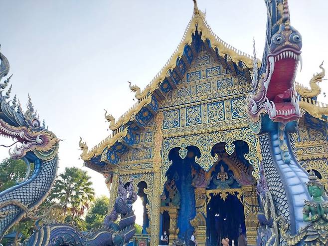 청색사원의 모습.