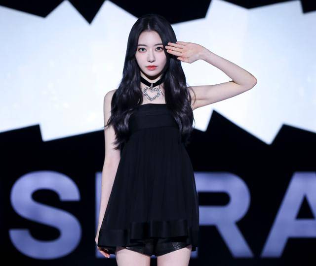 르세라핌 멤버 사쿠라가 컨디션 난조로 스케줄에 불참했다. 쏘스뮤직 제공