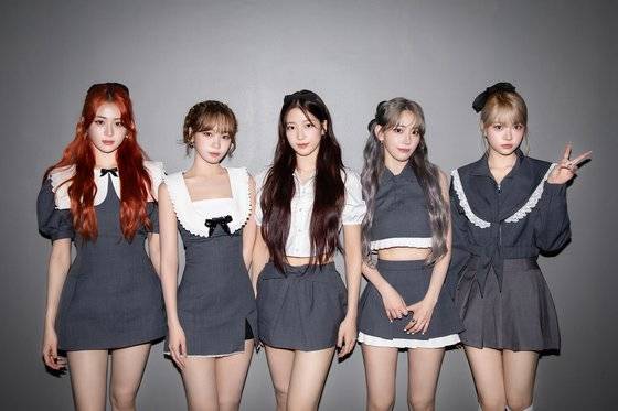 5인조 걸그룹 르세라핌. 사진 쏘스뮤직