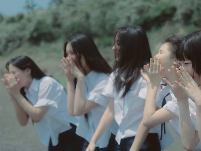 뉴진스 ‘버블검’ 뮤직비디오 한장면. 사진|어도어