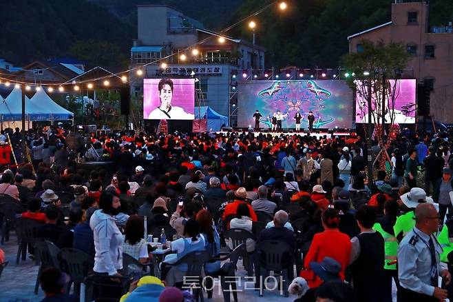 태백 천상의 산나물축제 개막식 모습.[사진=태백시]