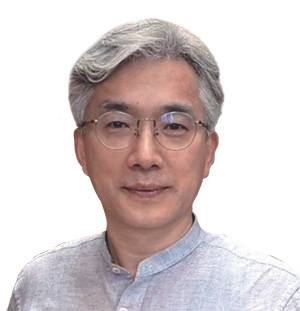 김진국 문화평론가，현 고려대 민족문화연구원 교수