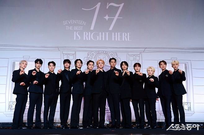 그룹 세븐틴(SEVEVTEEN)이 29일 서울 영등포구 여의도 콘래드호텔에서 열린 베스트 앨범 ‘17 IS RIGHT HERE(세븐틴 이즈 라이트 히어)‘ 발매 기념 기자간담회에 참석했다. 김민성 기자 marineboy@donga.com