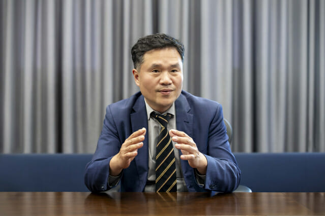 올 초부터 법무법인 세종 AI 센터장을 맡게 된 장준영 변호사 (사진=법무법인 세종)