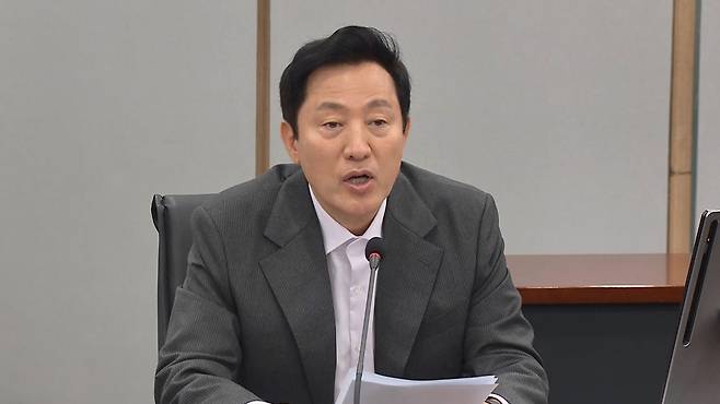 민생경제정책 점검 회의 참석한 오세훈 시장