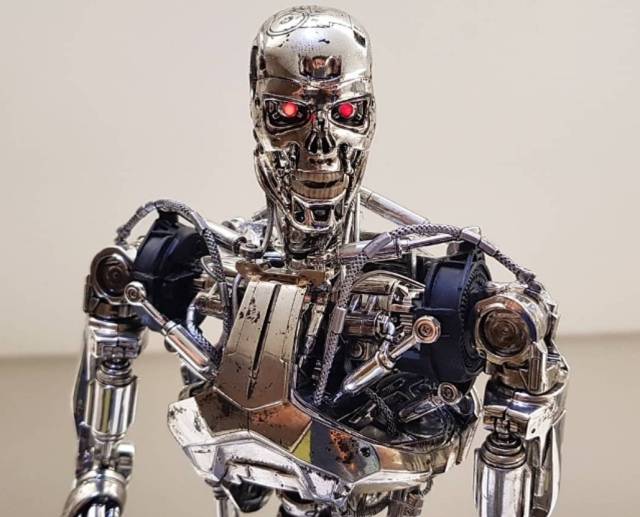 영화 ‘터미네이터2’에서 등장한 로못 모델 ‘T-800’. 인스타그램 캡처