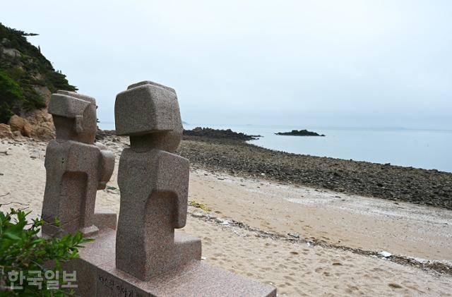 소무의도 명사의 해변. 섬도 해변도 아담하다.