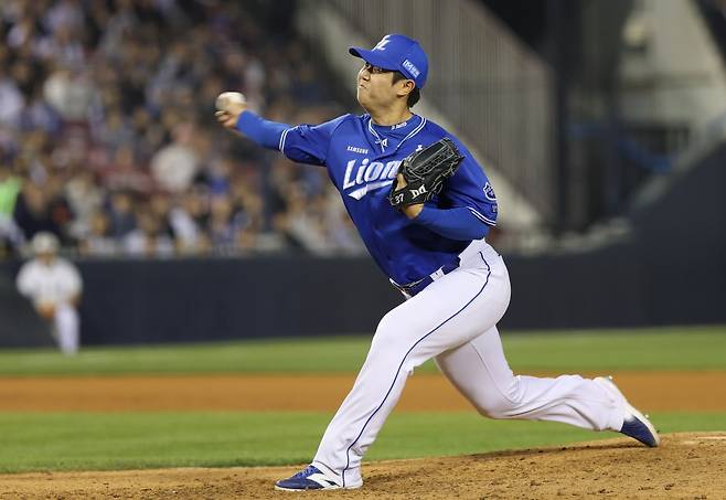 삼성 라이온즈 사이드암 투수 최하늘. 2024 시즌 개막 후 13경기에 나와 17.2이닝, 1승 무패 1홀드 평균자책점 2.04로 뛰어난 활약을 펼치고 있다. 삼성 코칭스태프의 높은 신뢰 속에 꾸준히 불펜에서 기회를 얻고 있다. 사진 삼성 라이온즈