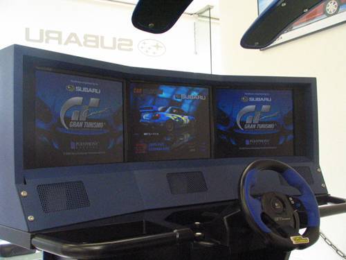 (4대3으로 3화면을 지원한다)