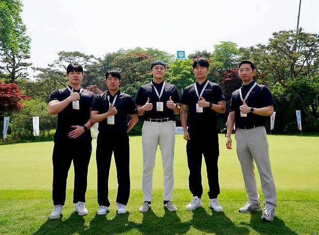 GS칼텍스 매경오픈 출전 선수들이 최상의 경기력을 발휘할 수 있도록 특별 관리 서비스를 제공한 팀 글로리어스 박영성, 최재영, 배정훈, 유주승, 정세랑 트레이너(왼쪽부터). 대회조직위